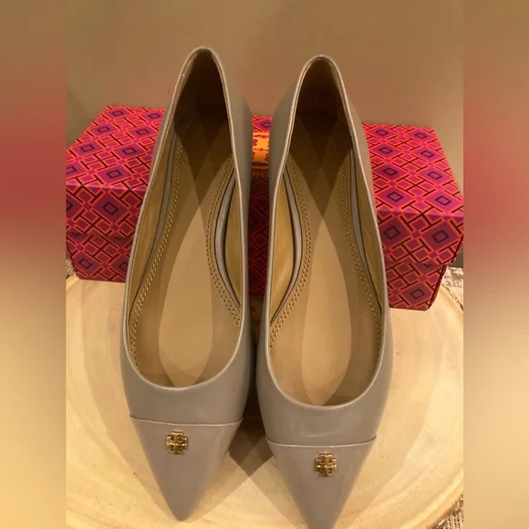 Tory Burch Everly Pointed Patent Toe Flat Shoe Leather French Grey Sz-7.5 New ￼